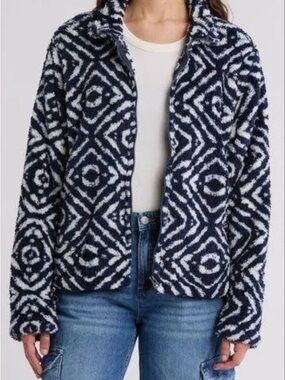 NWT Lucky Brand Navy and White Geometric Fleece Jacket